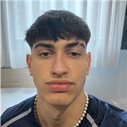 Estudiante de Universidad con español nativo apto para dar clases a extranjeros